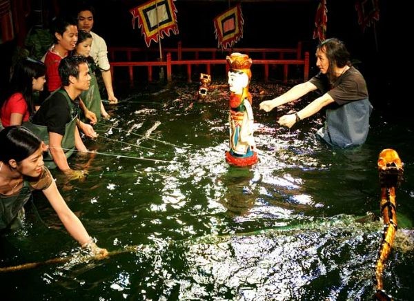 Vietnamese water puppet’s design and manipulation - ảnh 3